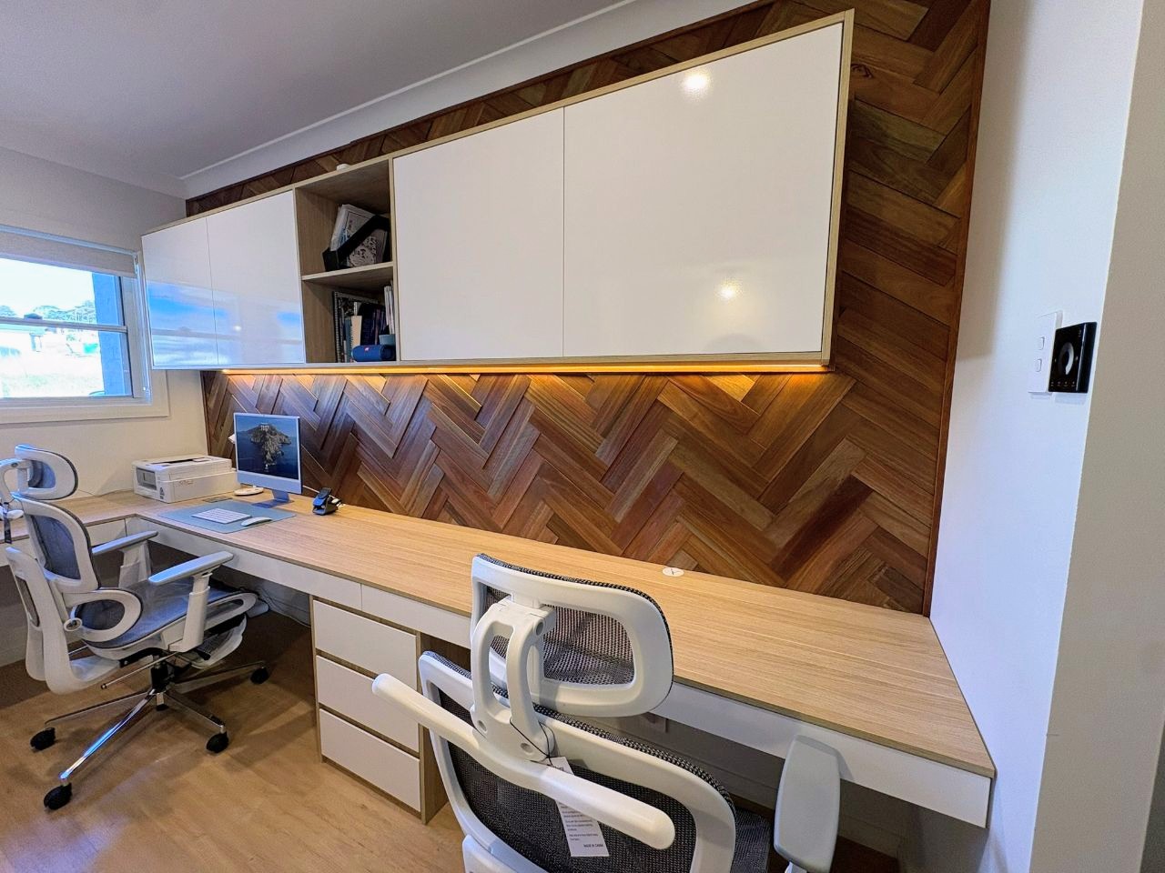 Modern Timber Feature Work Shellharbour by Derewa – Custom Wall Cladding