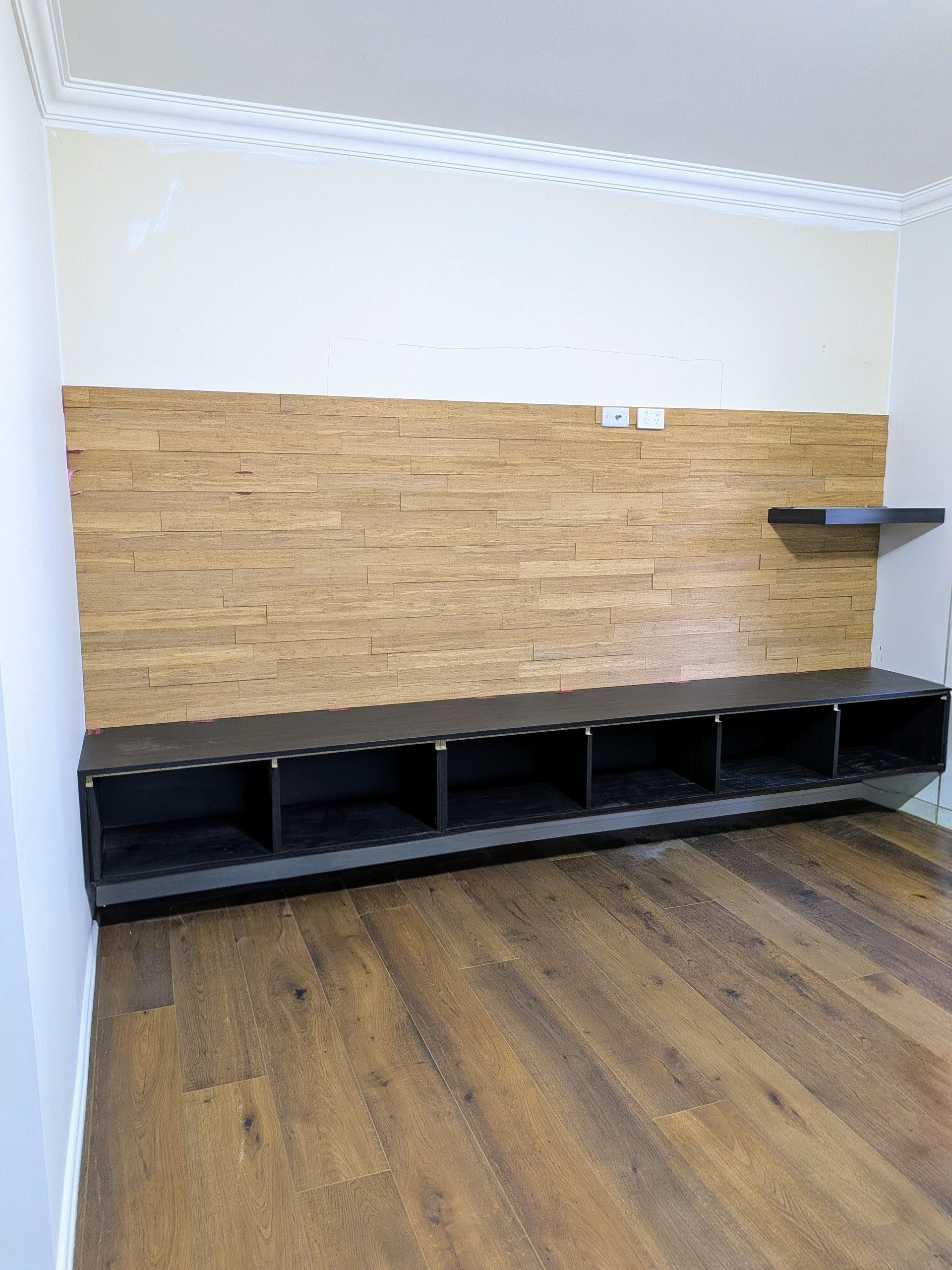 Luxury Bamboo Timber Feature Wall – Decorative Interior Wood Wall Panel Design in Wollongong & Shellharbour
