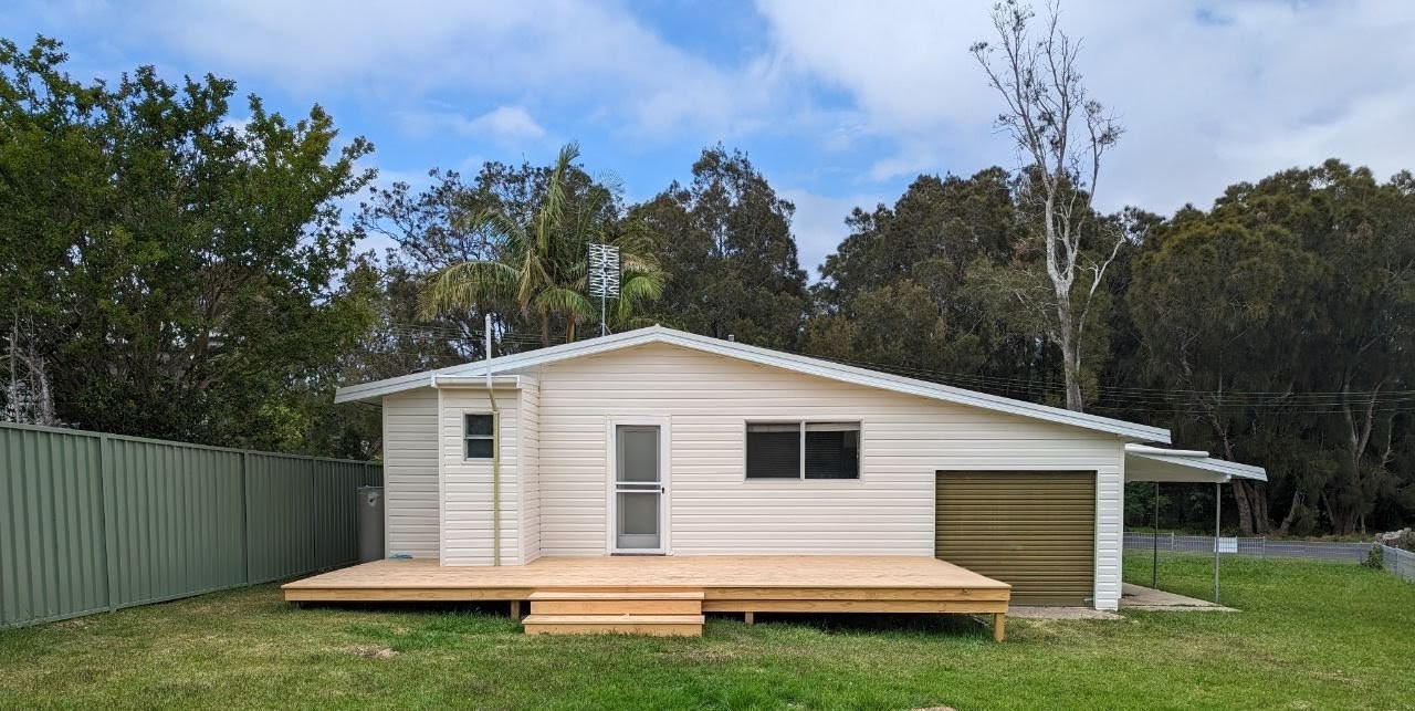 Professional house cladding installation by Mojo Craftsman